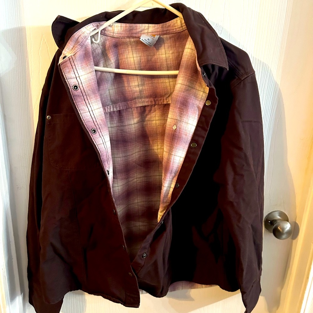 Ladies Carhartt 100% cotton rugged brown light weight shirt/Jacket. Brown sz XL